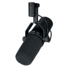 Shure SM7B*